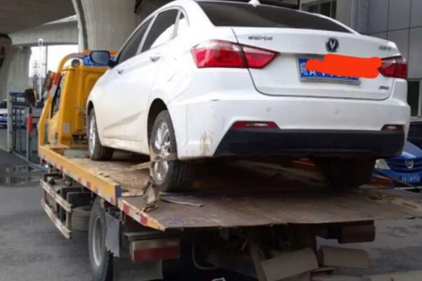 道路救援拖车报价的影响因素有哪些?