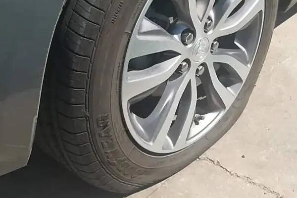 补完轮胎后还能上高速吗?补胎方法介绍