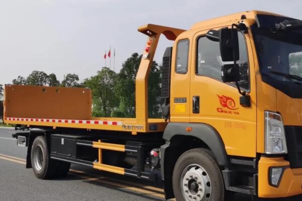 申请道路救援应该注意什么?要提供什么信息?