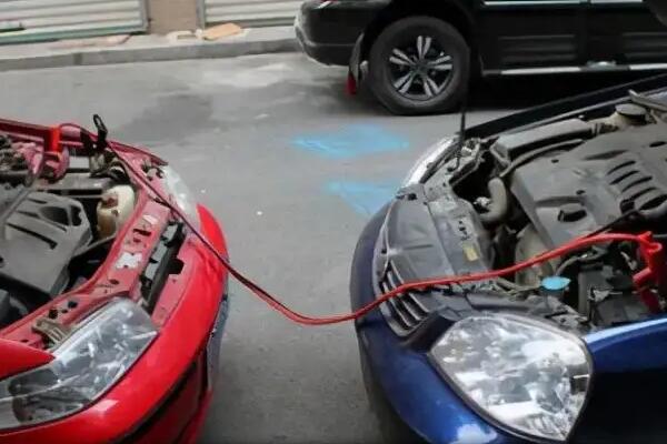 救援搭电多少钱一次?怎么搭电?