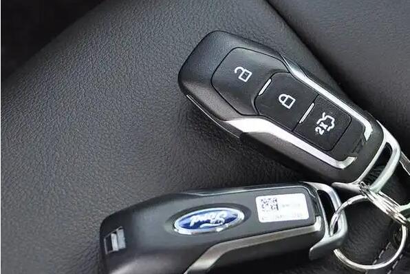 汽车长时间停放需要怎么保护?有什么建议?